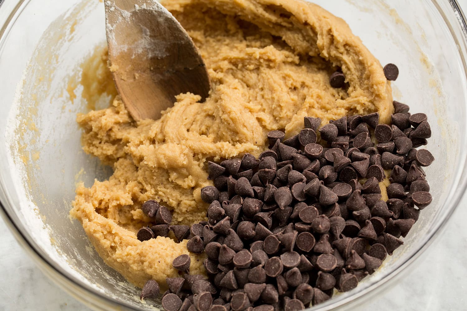 Cookie dough batter with chocolate chips added.