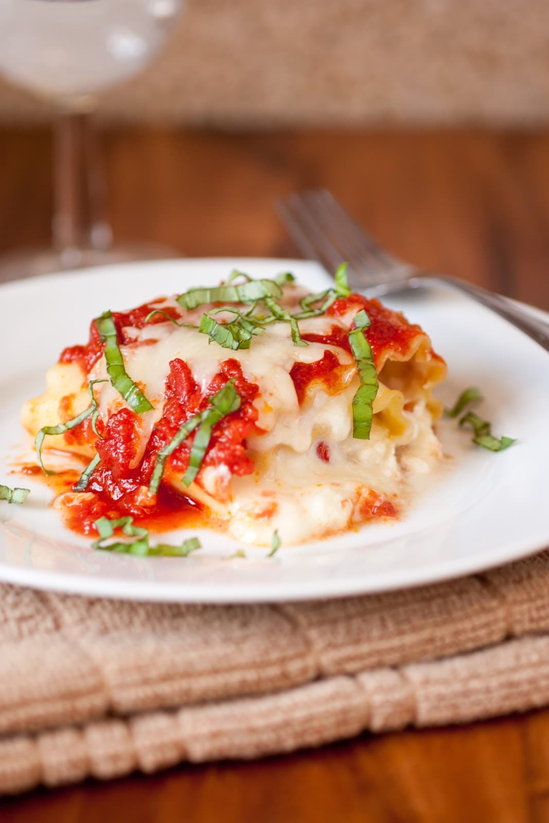 Awesome Food: Caprese Lasagna Roll Ups