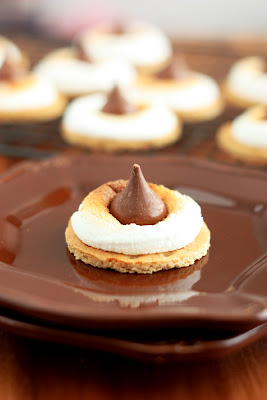 S'mores Bites with hershey kisses