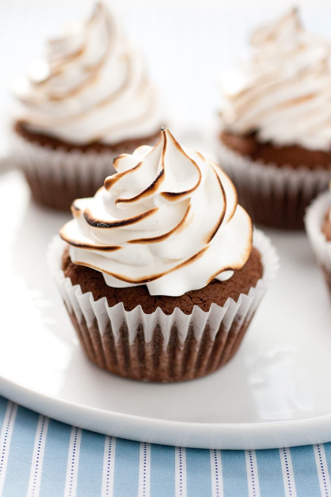 Brownie Cupcakes with Marshmallow Frosting Cooking Classy