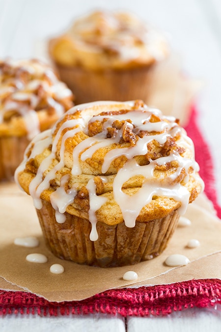Apple Cinnamon Roll Muffins - Cooking Classy