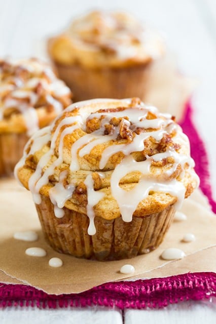 Apple Cinnamon Roll Muffins - Cooking Classy