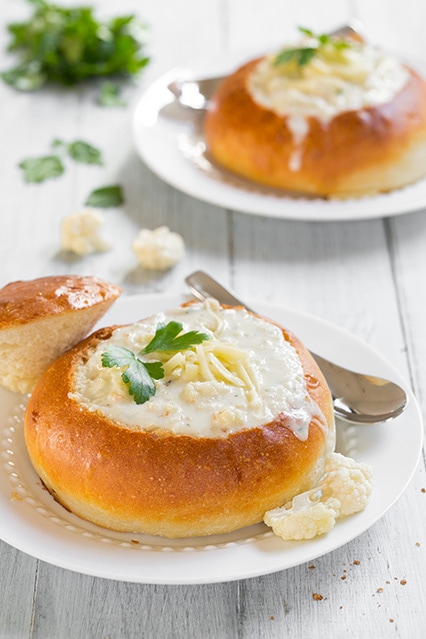 Roasted Cauliflower White Cheddar Soup