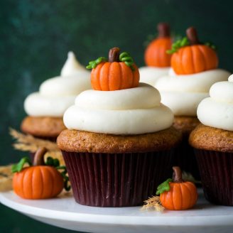 pumpkin cupcakes 10