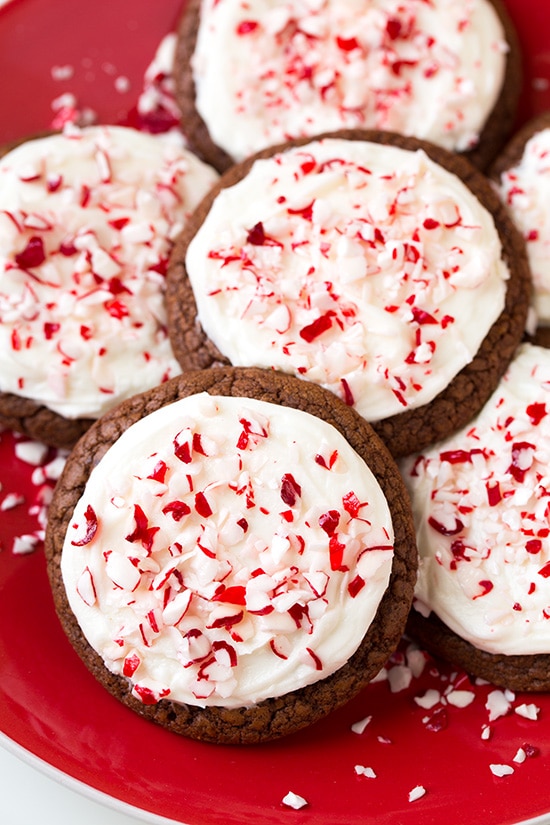 https://www.cookingclassy.com/wp-content/uploads/2014/12/peppermint-brownie-cookies-with-cream-cheese-frosting2-srgb..jpg?utm_source=chatgpt.com