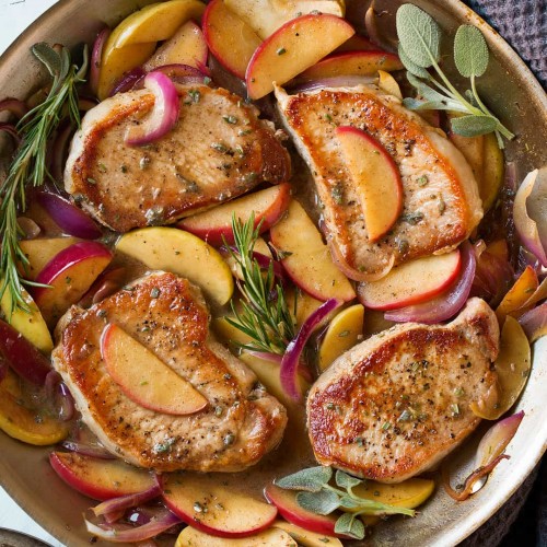 Pork Chops with Apples and Onions Cooking Classy