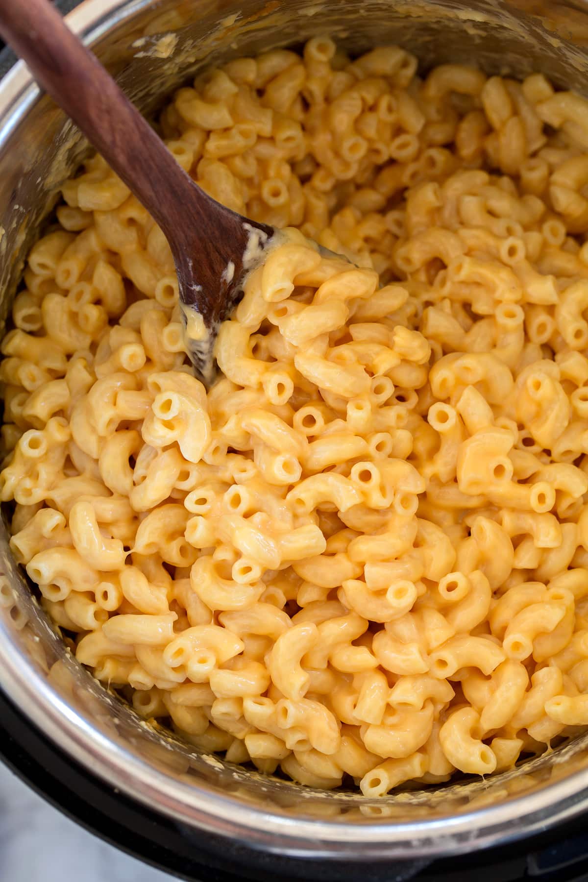 Overhead image of mac and cheese in an Instant Pot.