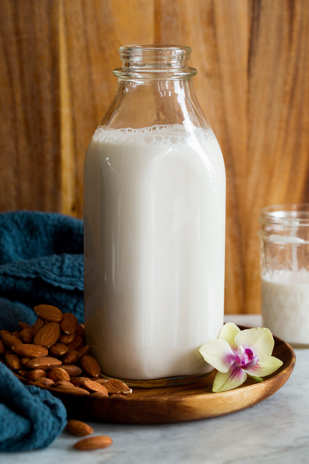 How to Make Almond Milk Cooking Classy