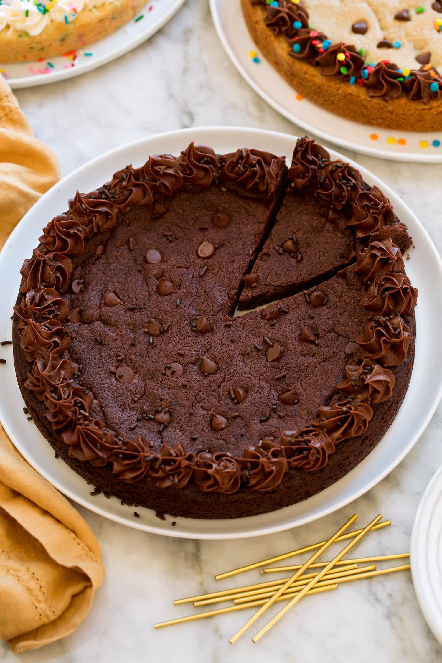 Chocolate cookie cake whole.