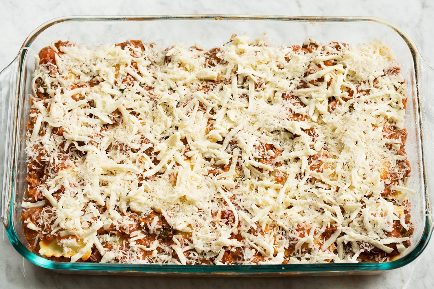 antrasis ir paskutinis sūrio sluoksnis ravioli lazanijai