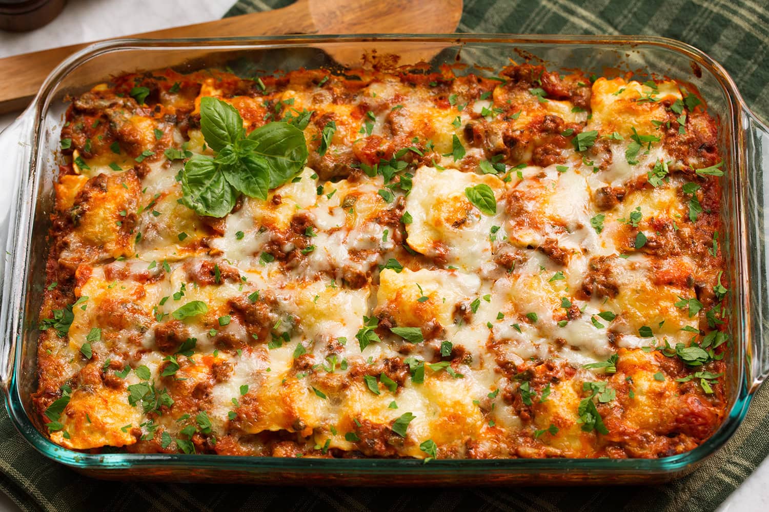 baigta ravioli lazanija rodoma po kepimo